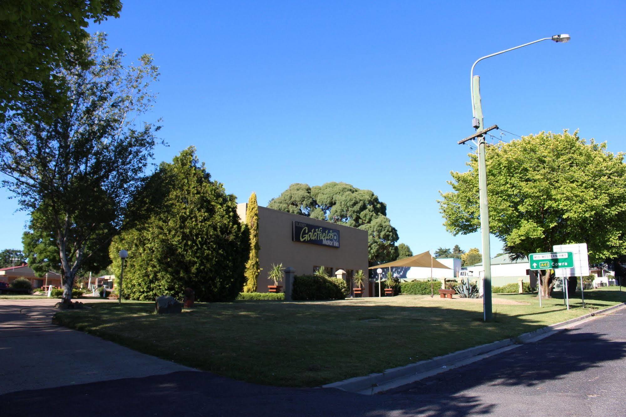 Goldfields Motel Blayney Exteriör bild